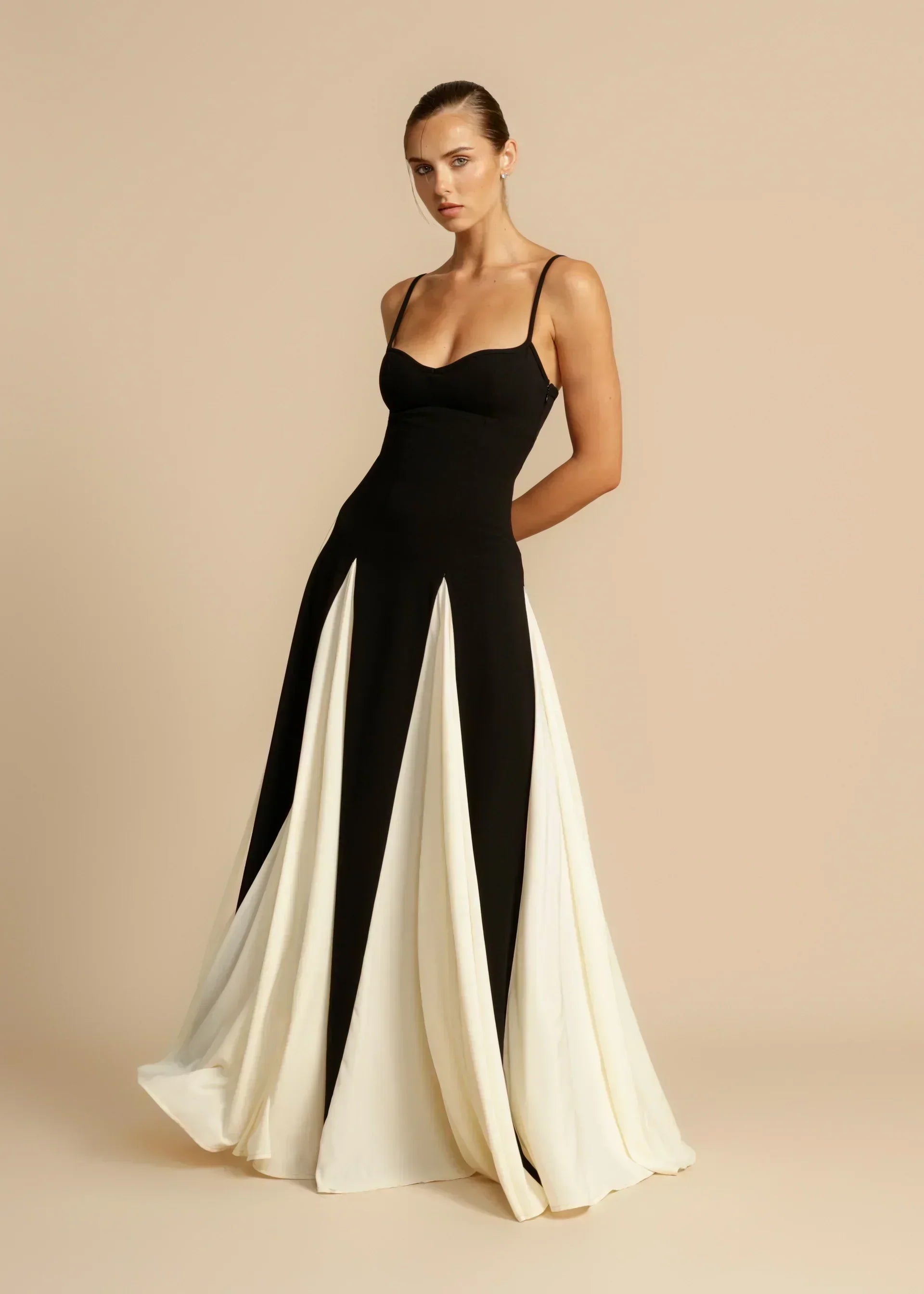 Seraphina™ | Chic Dual-Tone Ruffles Maxi Dress