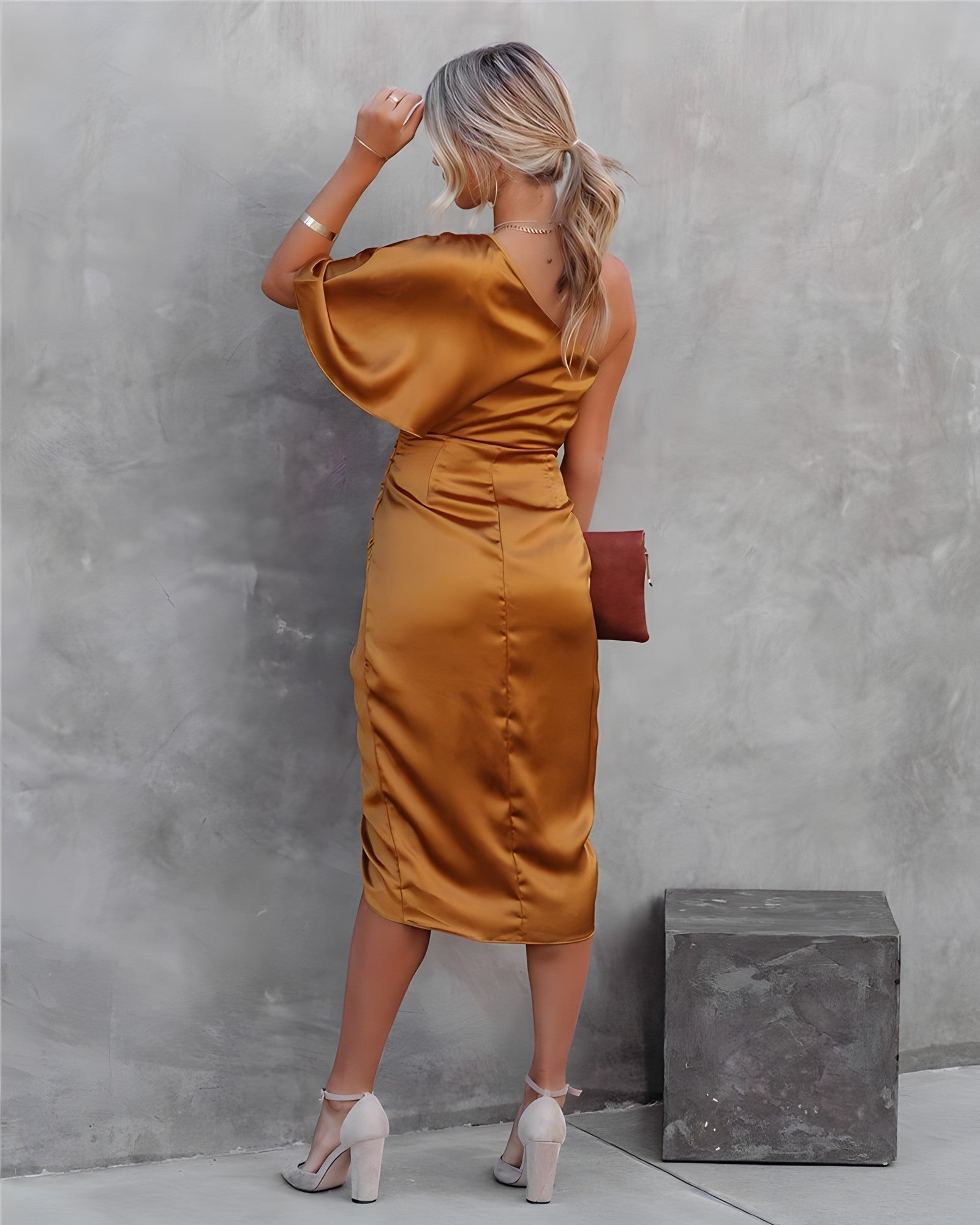 Serene™ | Chic Midi Dress