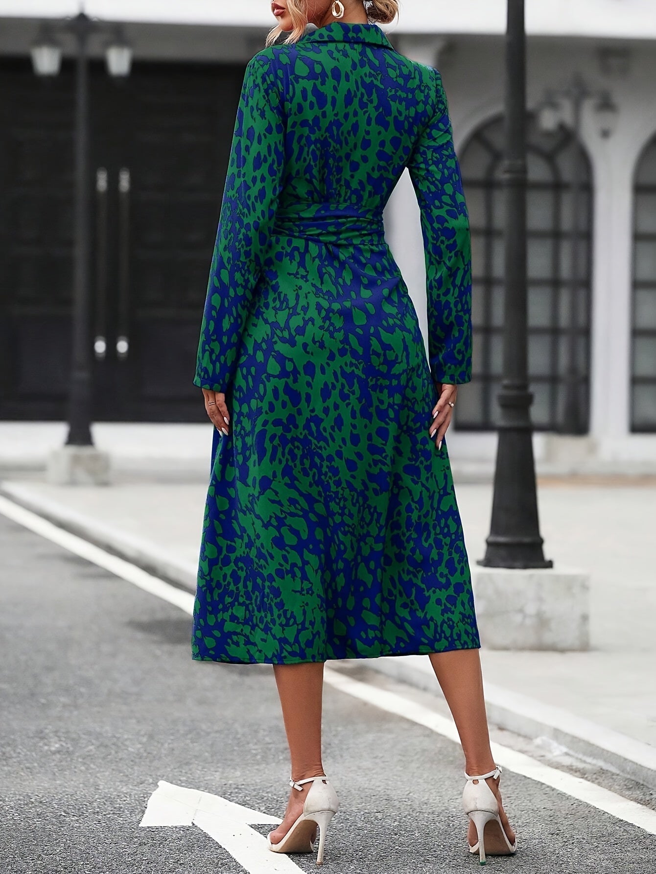Nova™ | Abstract Print Midi Dress