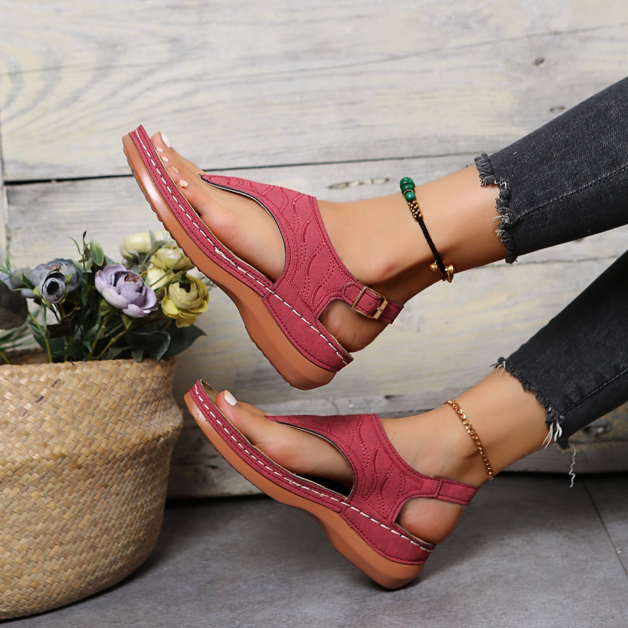 Nira Breezy Relaxed Flip-Flops