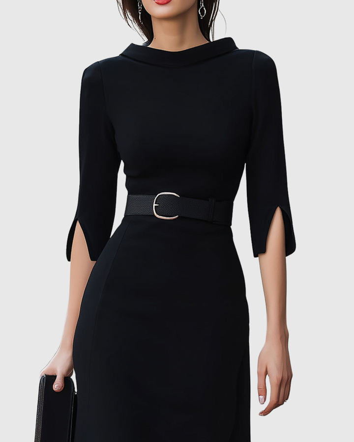 Everlyn | Timeless Navy Maxi Dress