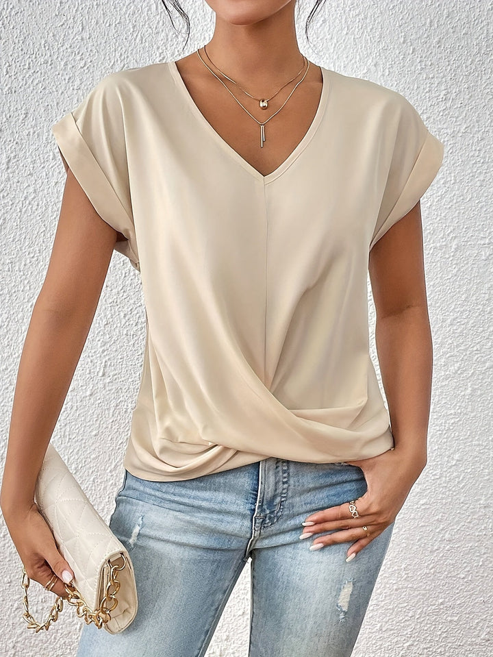 Clara - Casual V-Neck T-Shirt