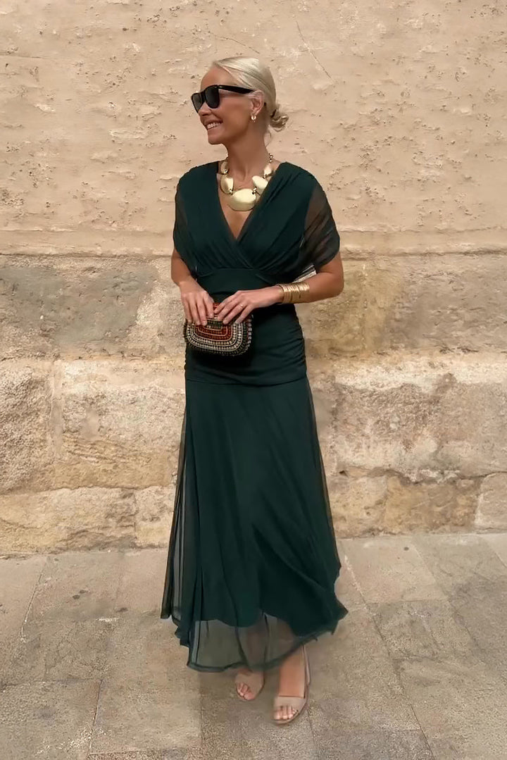 Emily | Chic Off-Shoulder Midi Dress