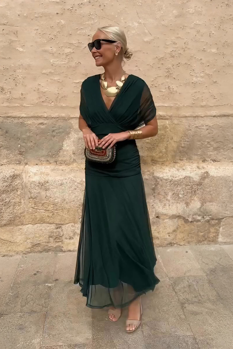 Emily | Chic Off-Shoulder Midi Dress