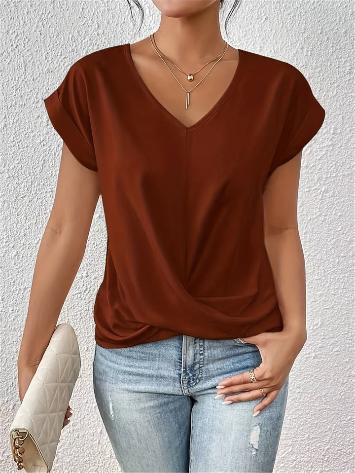 Clara - Casual V-Neck T-Shirt