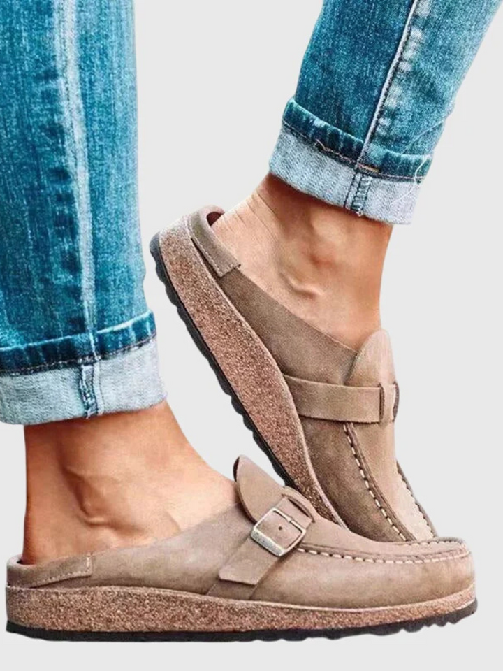 Barcelona – Leather Strap Cozy Mules