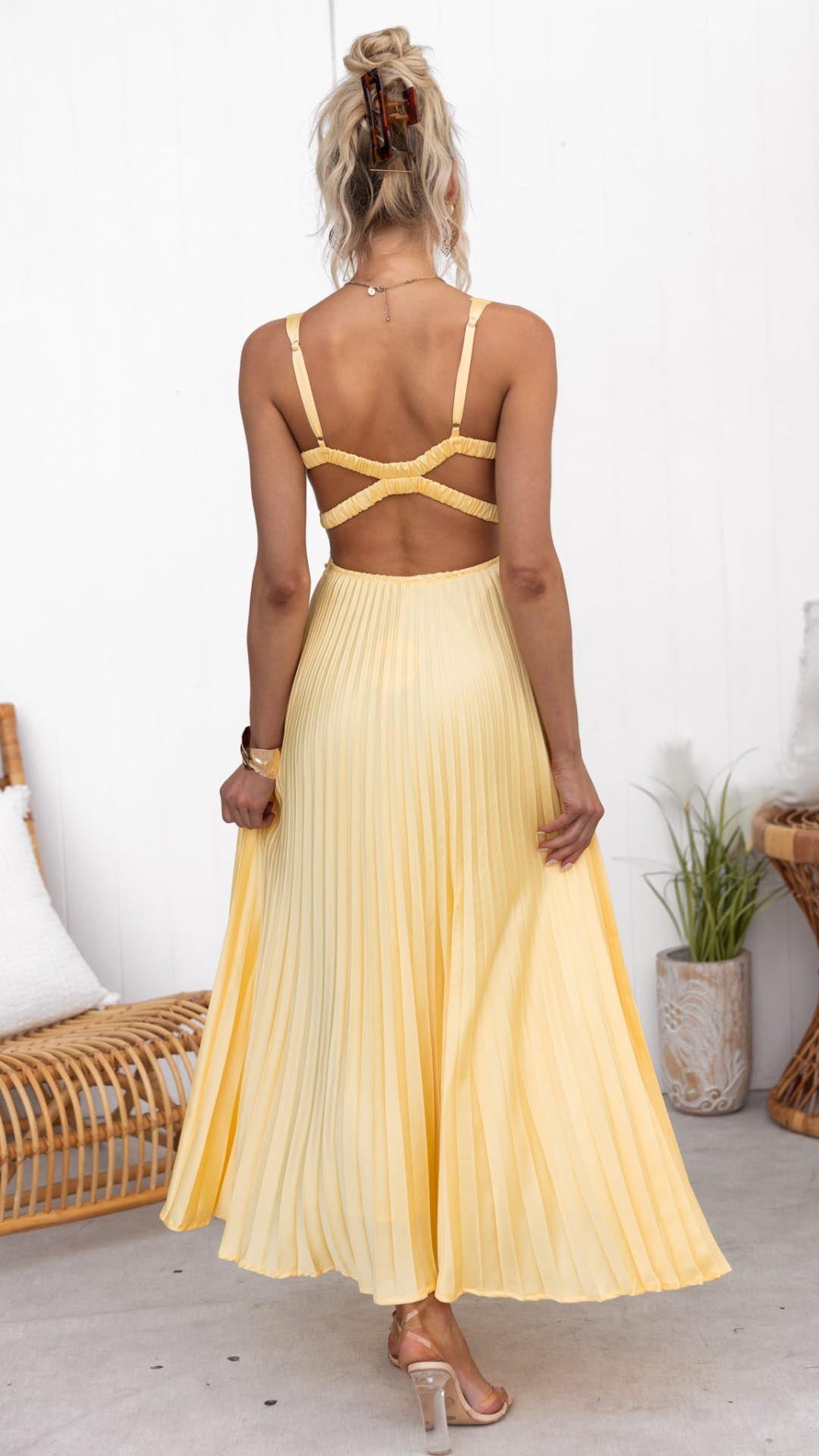 Serena™ | Ruffled Off-Shoulder Midi Dress