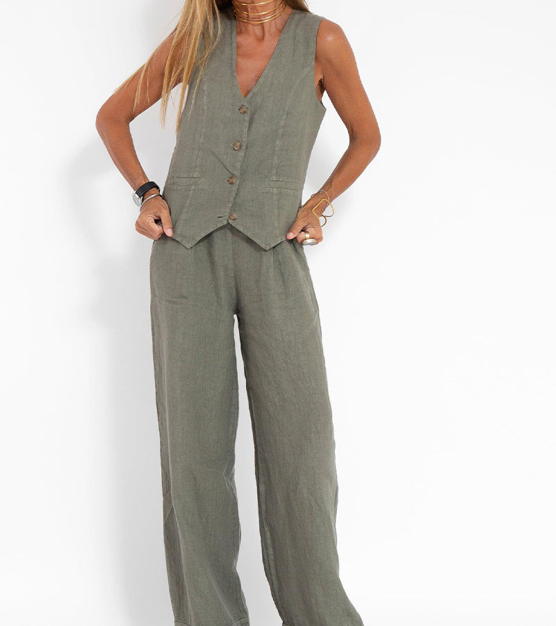 Aira - Tailored Blazer & Slim-Fit Trousers Ensemble