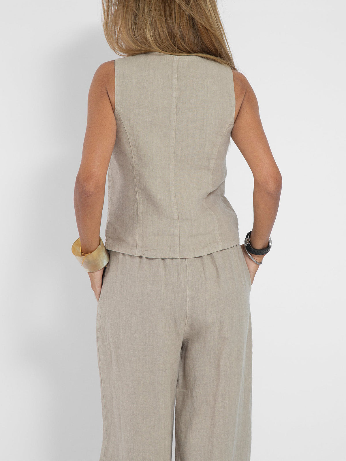 Aira - Tailored Blazer & Slim-Fit Trousers Ensemble