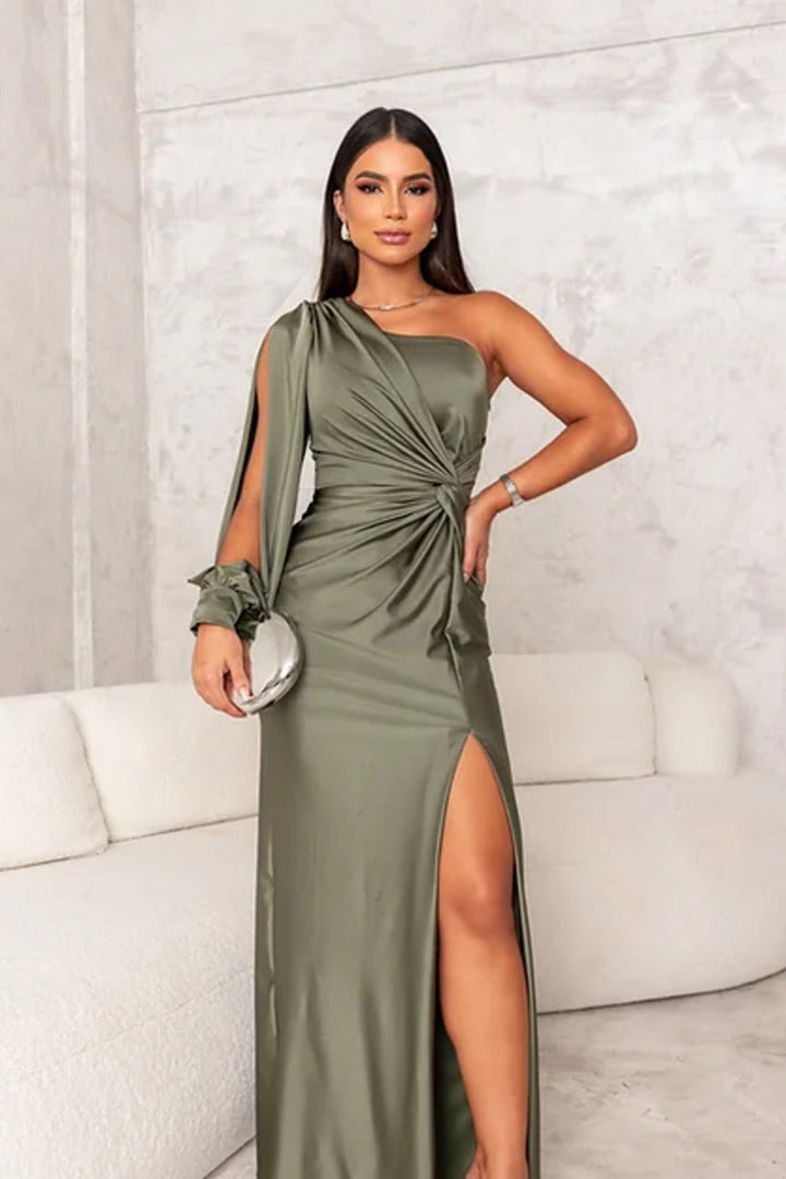 Nadavah™ | Classic Chic Maxi Gown