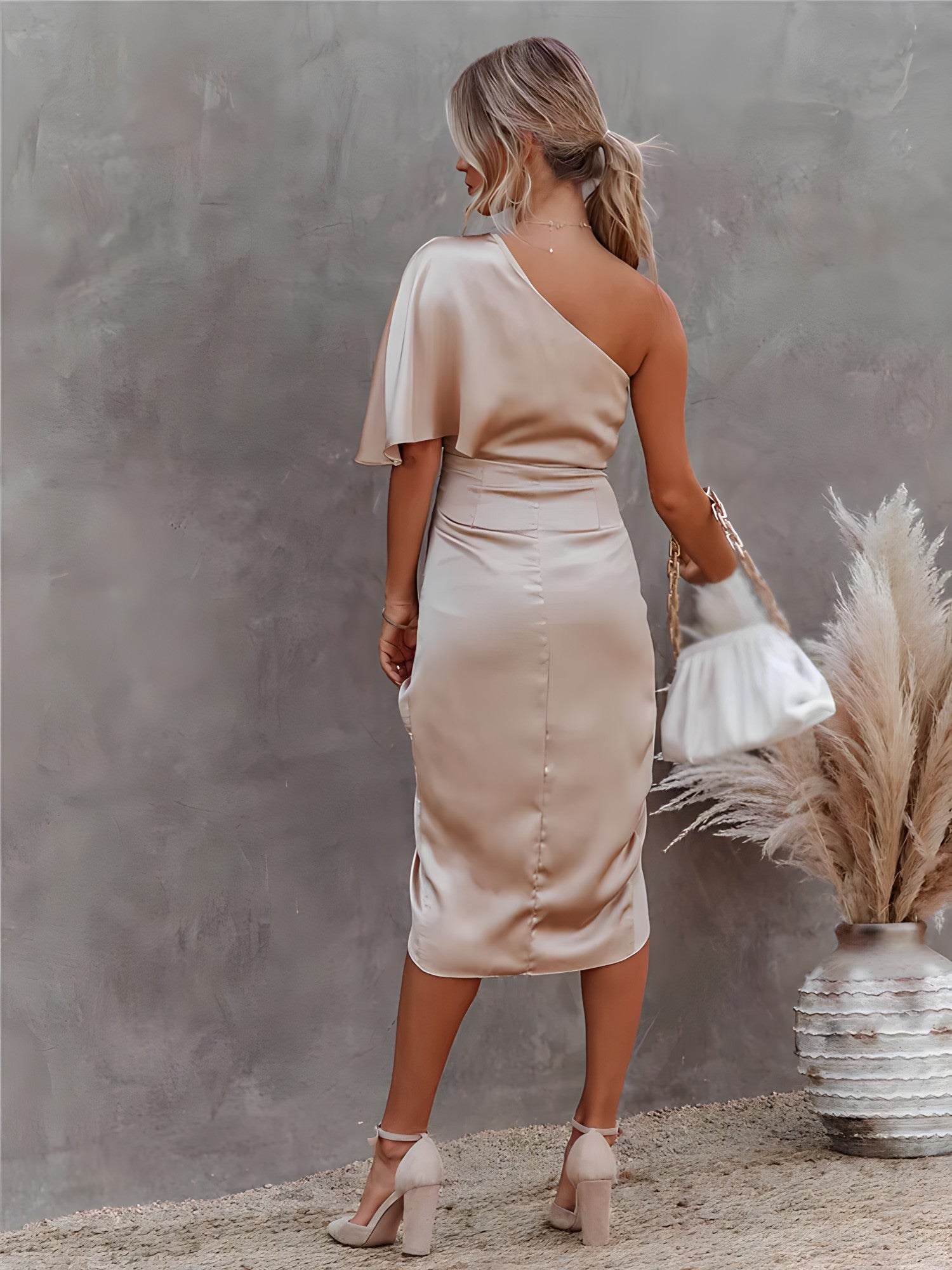 Serena™ | Chic Midi Dress