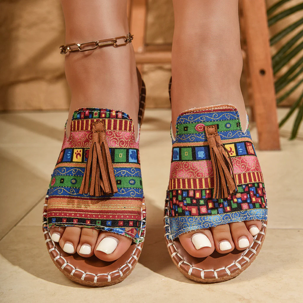 Maëva | Flat Bohemian Sandals with Ethnic Print and Fringes