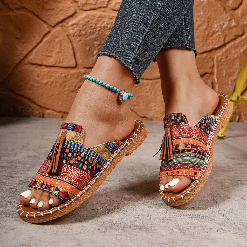 Maëva | Flat Bohemian Sandals with Ethnic Print and Fringes