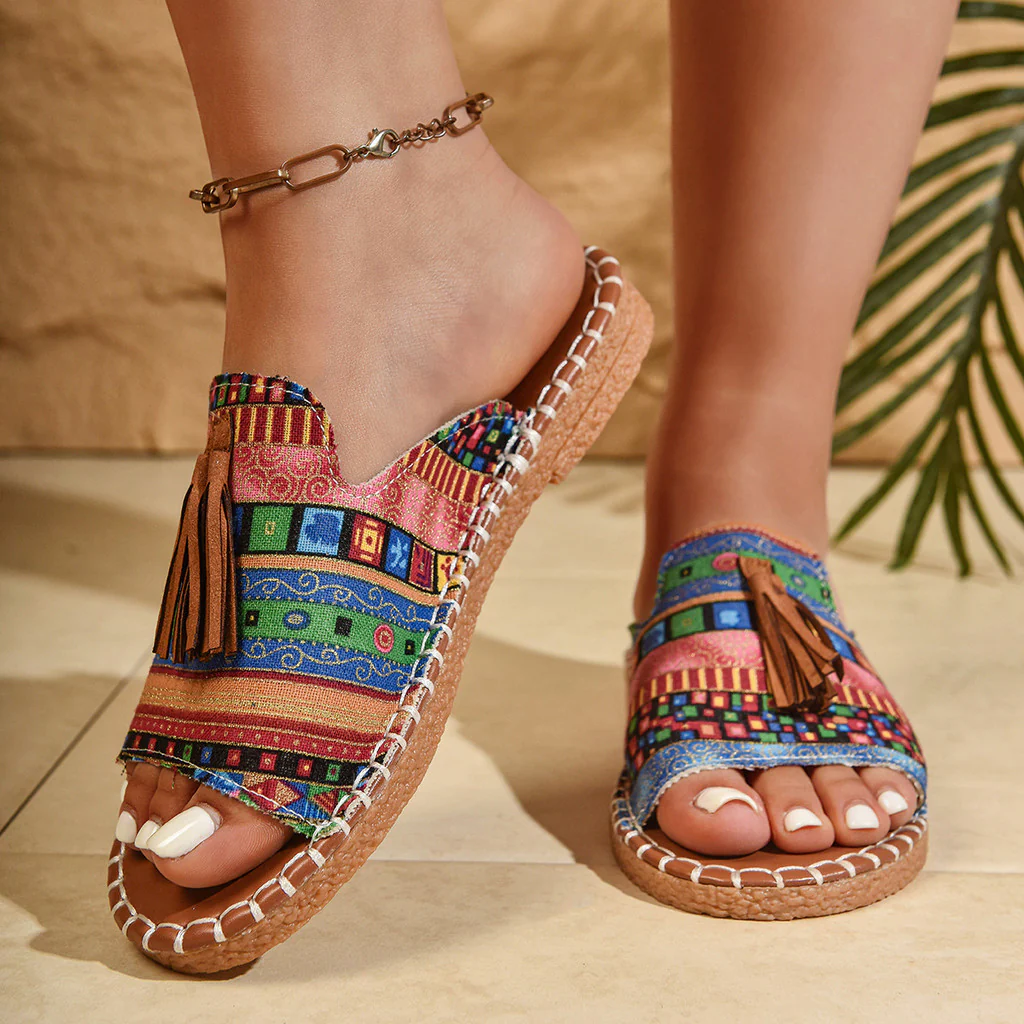 Maëva | Flat Bohemian Sandals with Ethnic Print and Fringes