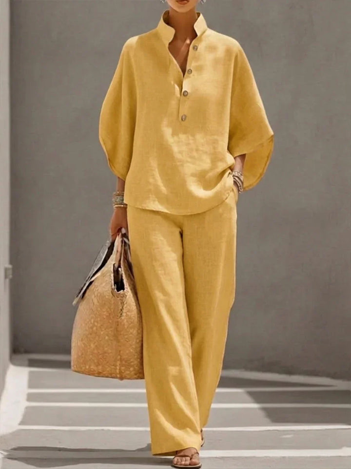 Mariel | Complete with batwing sleeves and wide trousers