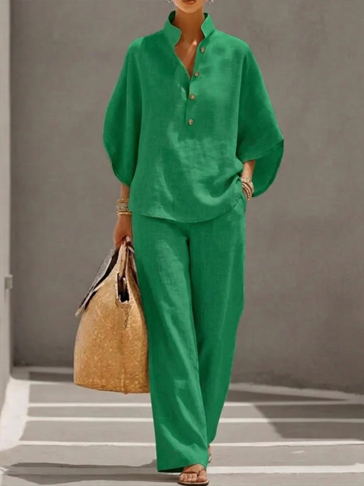 Mariel | Complete with batwing sleeves and wide trousers